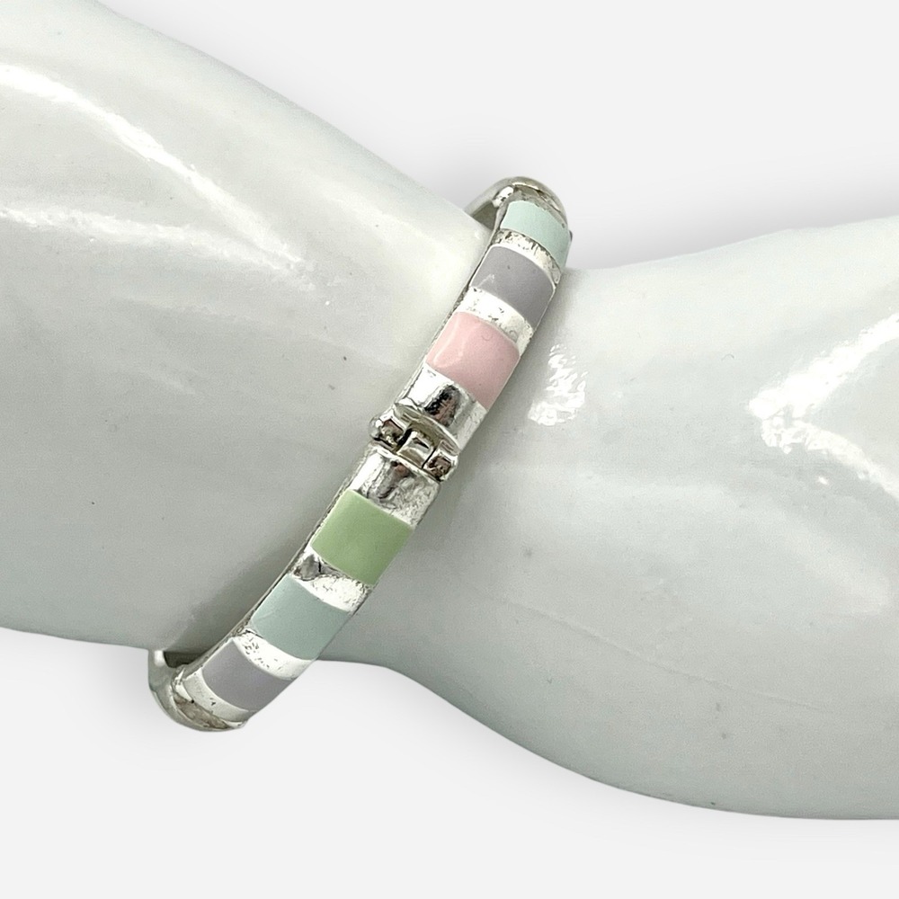 Vintage Enamel Silver Tone Hinged Bracelet Striped Bangle Pastel Blue Green Pink